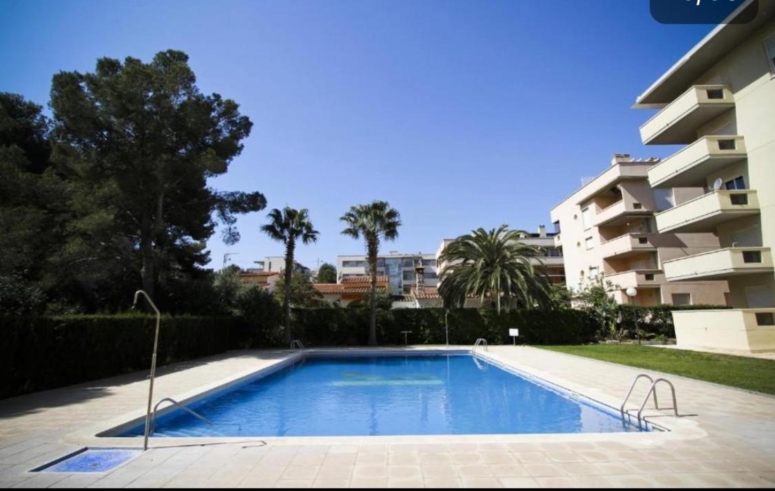 Residencial Aqua - La Pineda Apartment Салоу Екстериор снимка