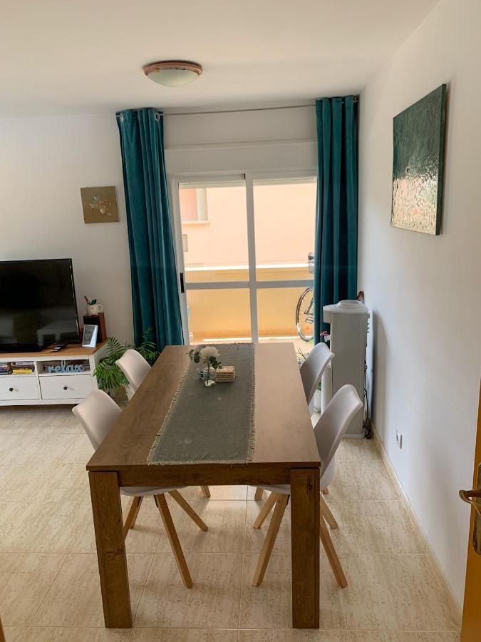 Residencial Aqua - La Pineda Apartment Салоу Екстериор снимка